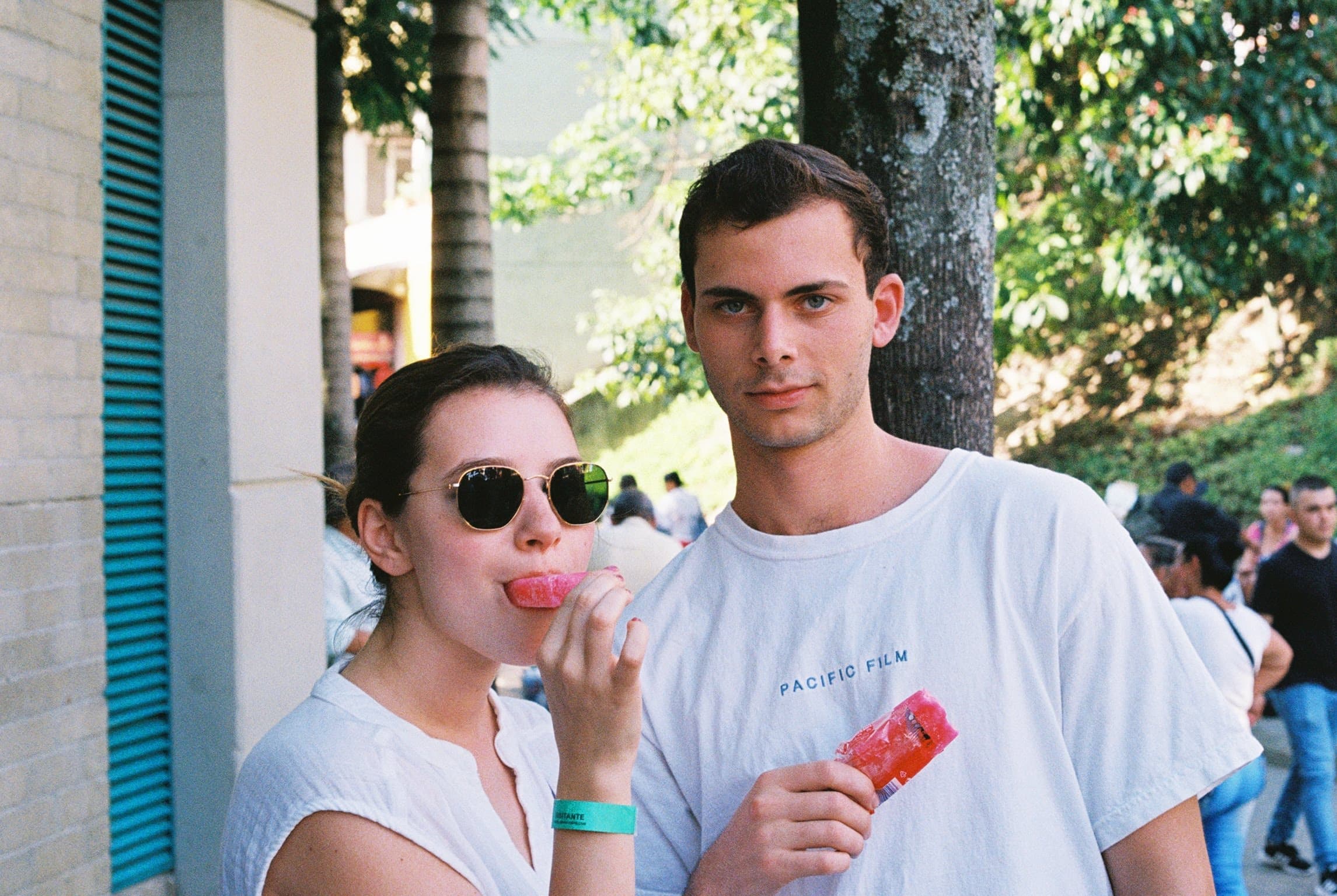 How we met - couple sharing a popsicle